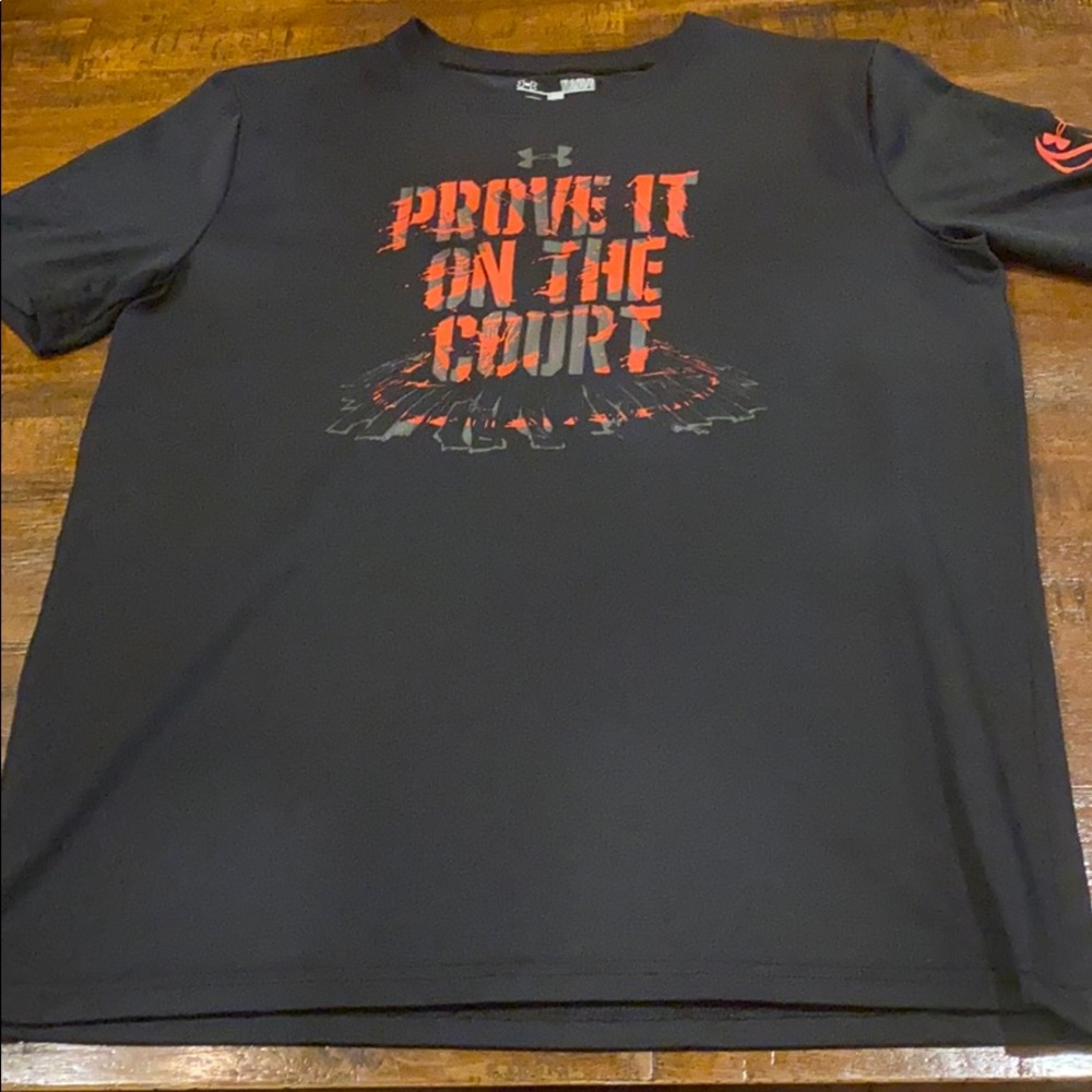 Under armour t-shirt